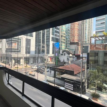 Apartamento Na Melhor Localizacao Da Meia Praia Itapema Exterior foto