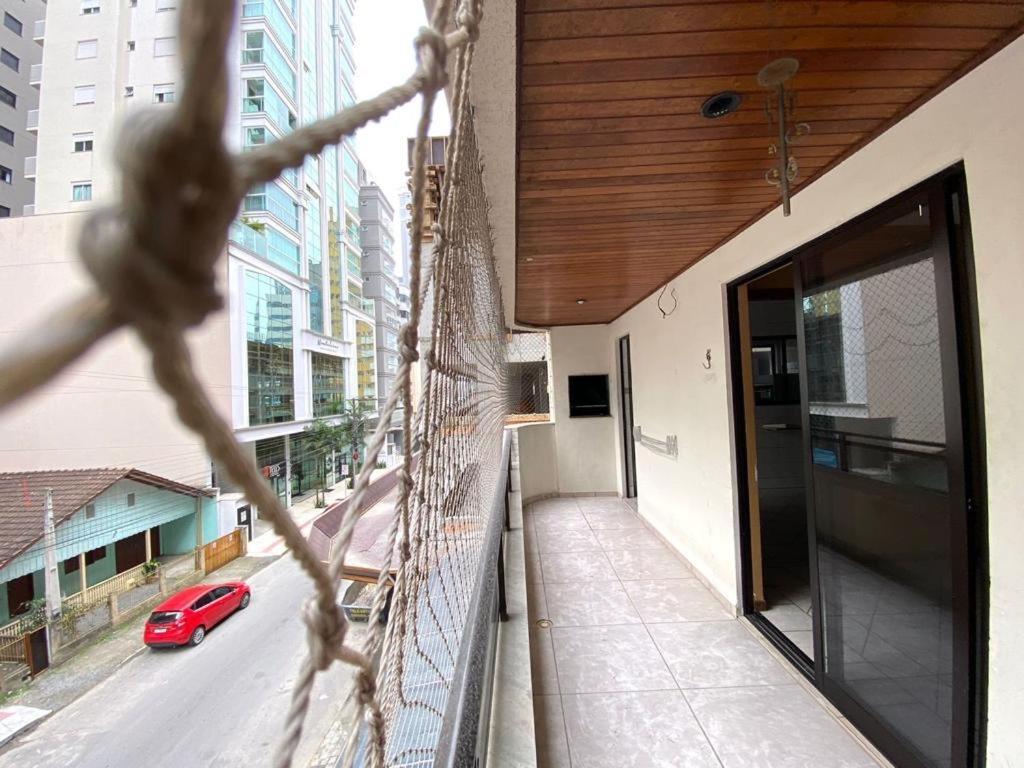 Apartamento Na Melhor Localizacao Da Meia Praia Itapema Exterior foto